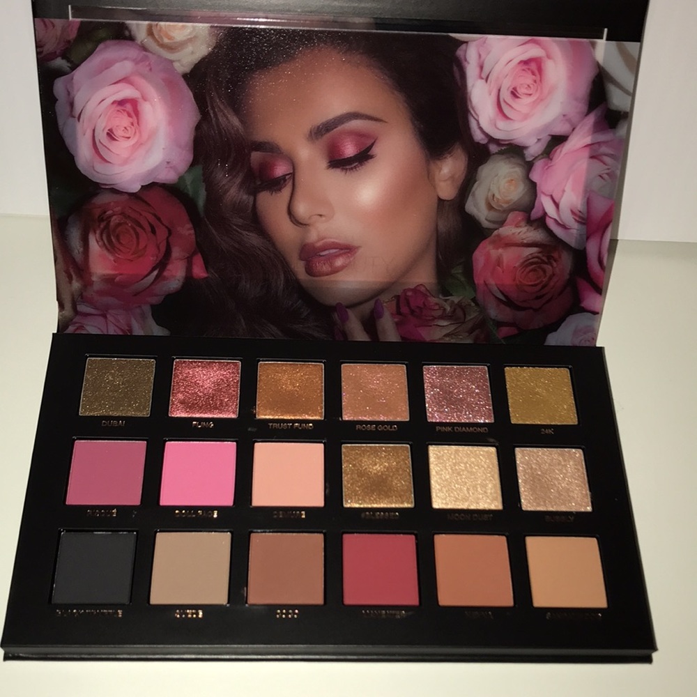 - Huda beauty rose gold remastered palette brand new